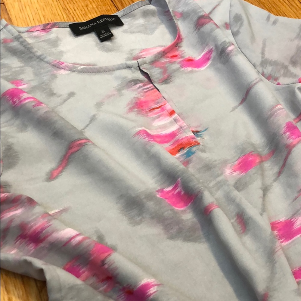Banana Republic Watercolor Top - Picture 5 of 7